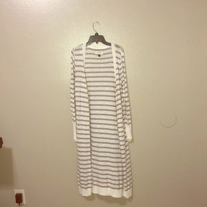 Beige and cream striped sweater/duster